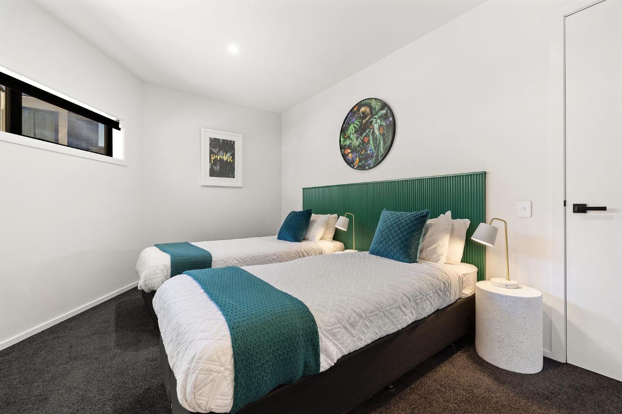 Homestead Retreat - 2 Bedroom - Lake View クイーンズタウン エクステリア 写真